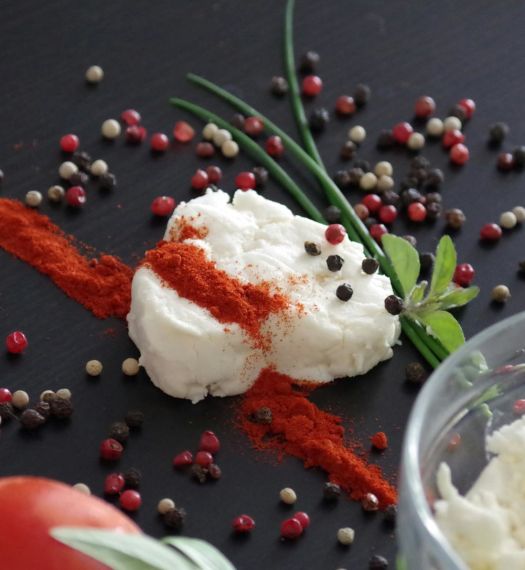 Domácí sýr: Recepty a příchutě podle vaší chuti Proč si připravovat sýr doma