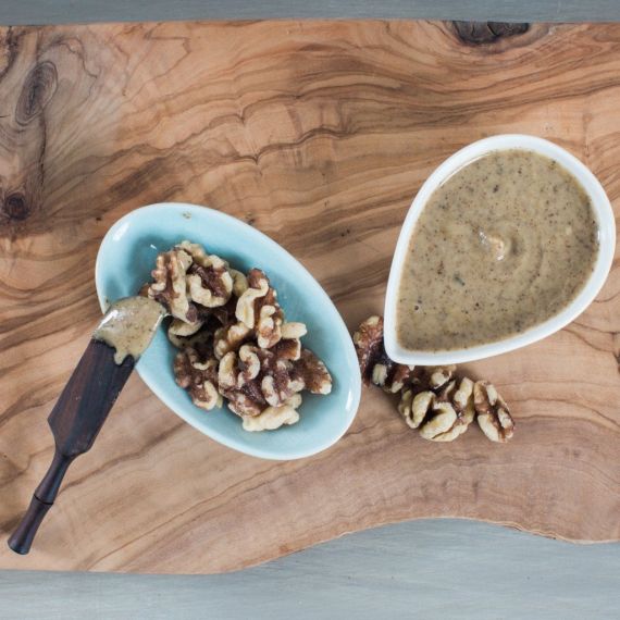 Ořechy a ořechové máslo z přístroje NutraMilk Výroba ořechového másla v NutraMilku