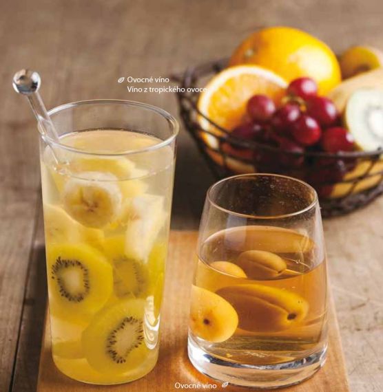 Recept na domácí ovocné víno z tropického ovoce Domácí ovocné víno: Krok za krokem k dokonalému vínu z ovoce