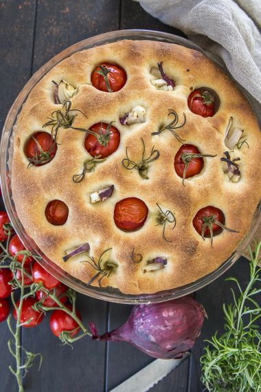 Recept na italský chléb Focaccia Focaccia s kuchyňským robotem Ankarsrum